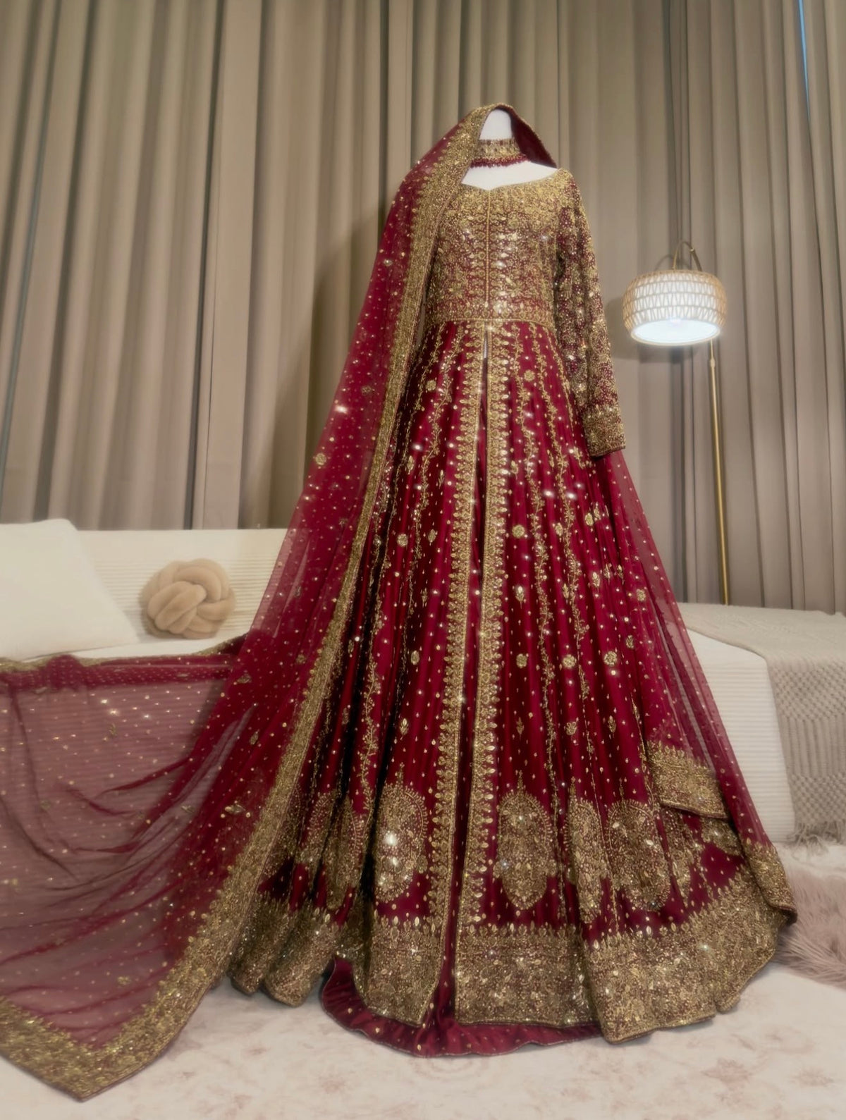 Signature Bridal Maxci Gown With Iner & Shaleema